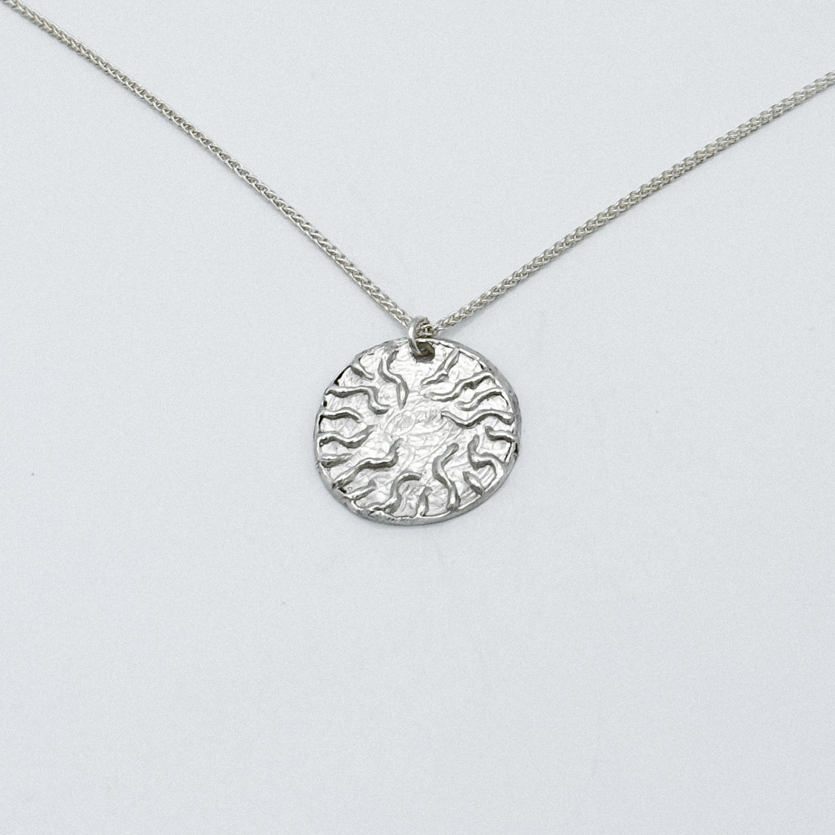 Dara Pendant